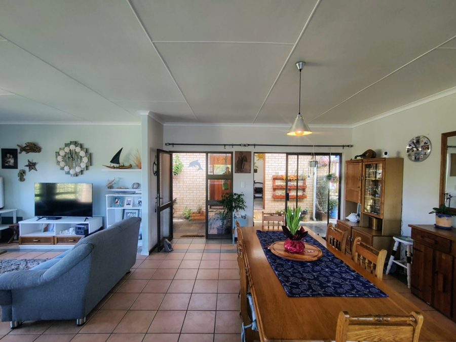 4 Bedroom Property for Sale in Gonubie Eastern Cape